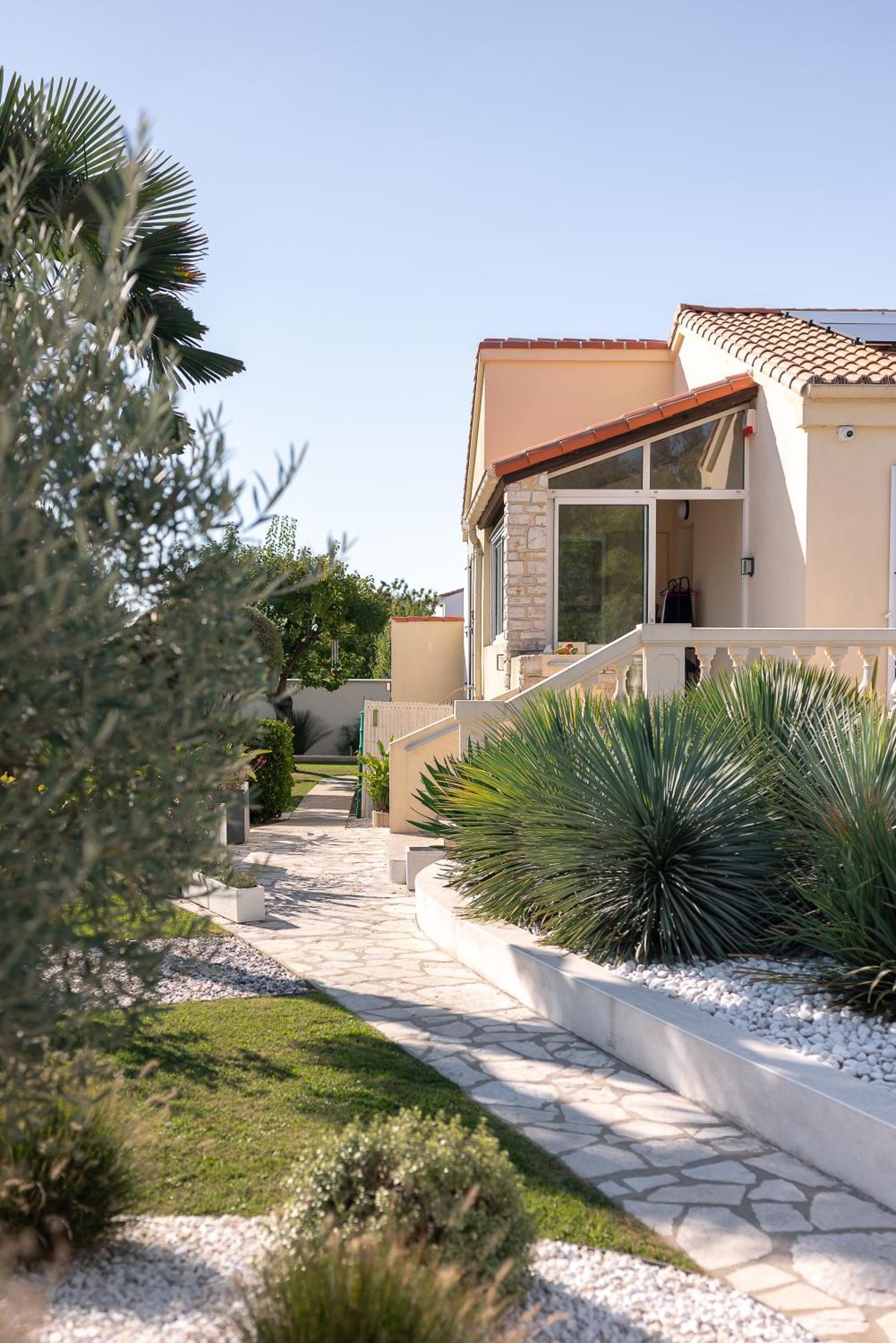 Appartement Independant 80M² Dans Villa Saint-Georges-de-Didonne Exterior photo